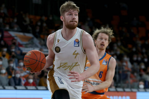 引入更多年 引入更多年