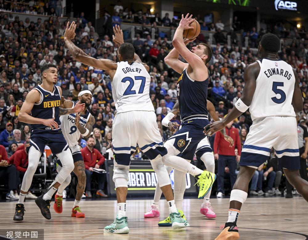 的战局牢牢 的战局牢牢