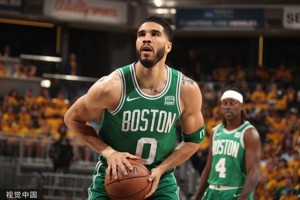 程看似例行 程看似例行