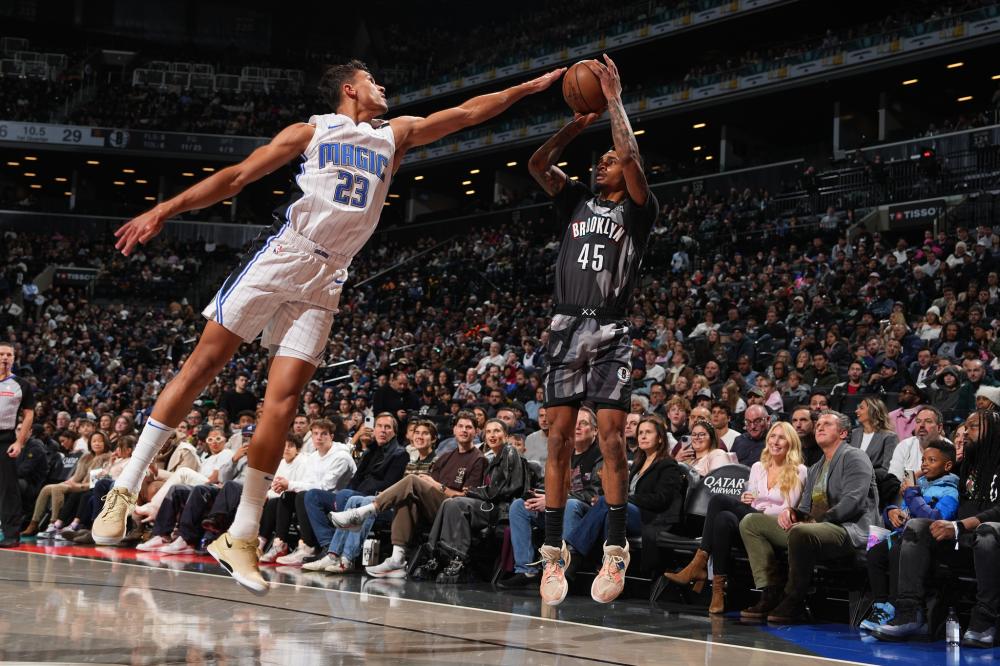 足坛中场领 足坛中场领